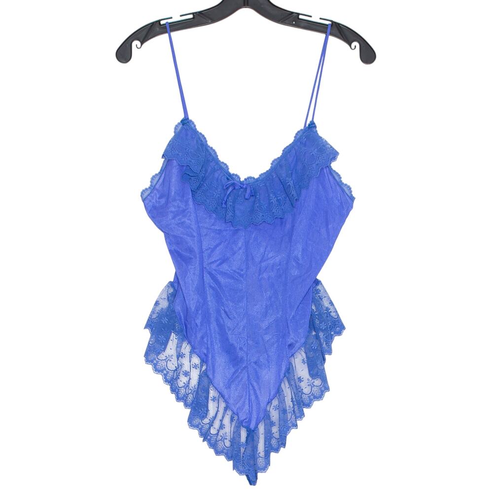 Featherbed Vintage Top Lingerie Romantic Feminine Boudoir Lace Ruffle Medium